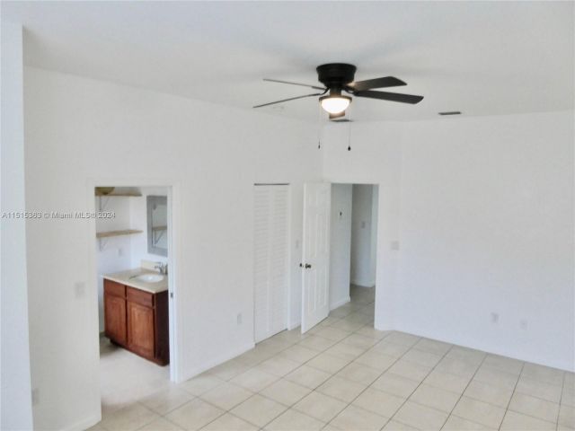 Home for rent at 1540 NW 45th St 1-4 - photo 4869119