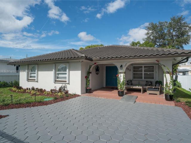 Home for sale at 7113 SW 13th St - photo 4870948