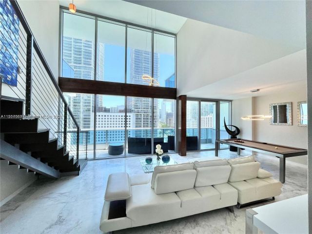 Home for rent at 200 Biscayne Boulevard Way 1107 - photo 4880360