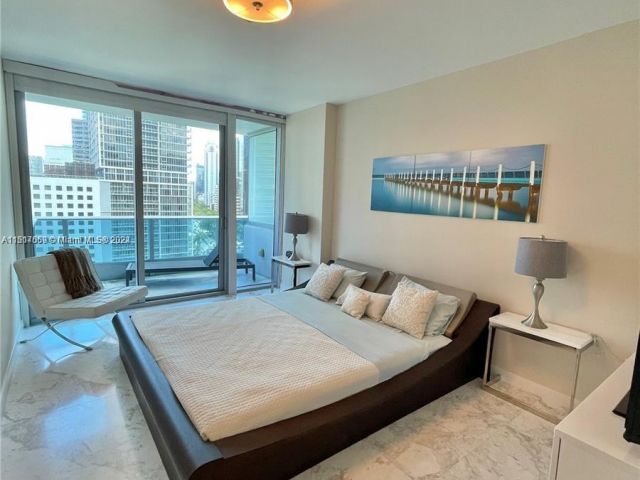 Home for rent at 200 Biscayne Boulevard Way 1107 - photo 4880372