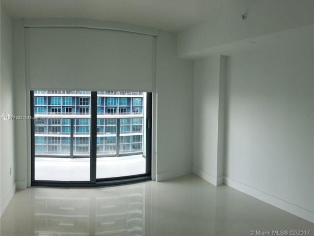 Apartment for sale  Unit #3707 - photo 4882468