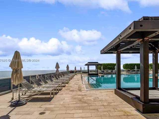 2-bedroom condo for rent in Hallandale Beach - 1830 S OCEAN DR UP5010 - MondialRealty