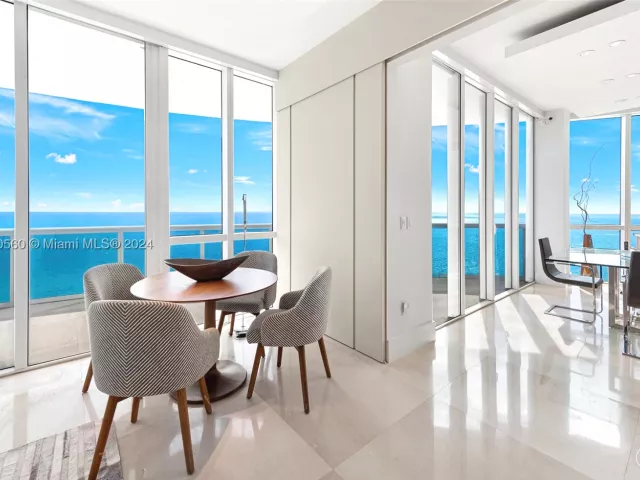 3-bedroom condo for sale in Sunny Isles Beach - 15901 Collins Ave 2801 - MondialRealty