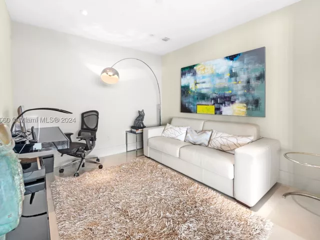 3-bedroom condo for sale in Sunny Isles Beach - 15901 Collins Ave 2801 - MondialRealty