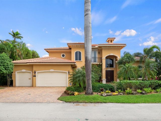 Home for sale at 116 Royal Palm Drive - photo 4895406
