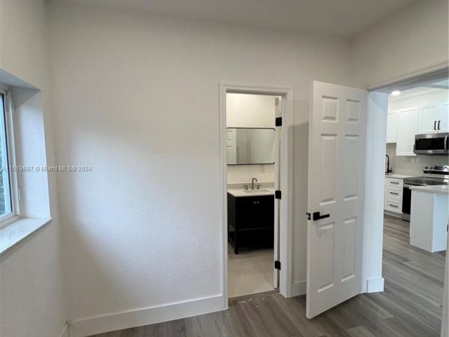 Home for rent at 5511 NW 1st Ave 5511 - photo 5228450