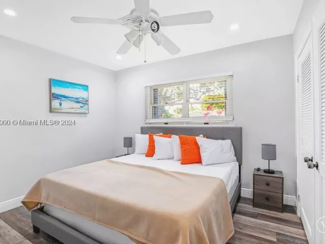 4-bedroom home for rent in Fort Lauderdale - 5320 NE 16th Ter - MondialRealty