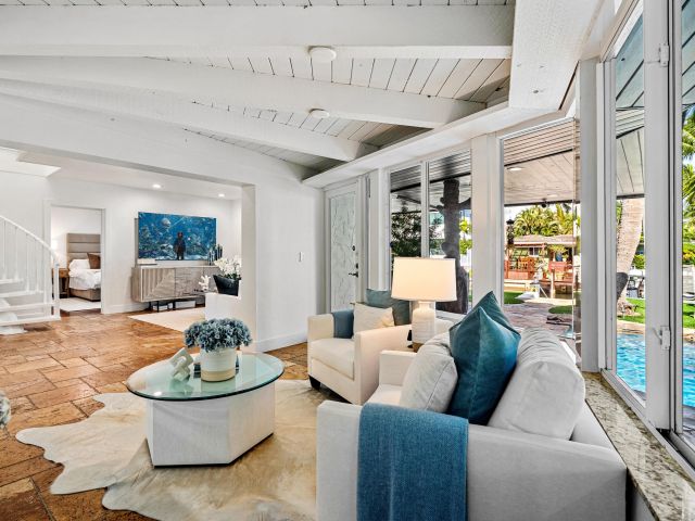 Home for sale at 681 NE Harbour Drive - photo 5941509