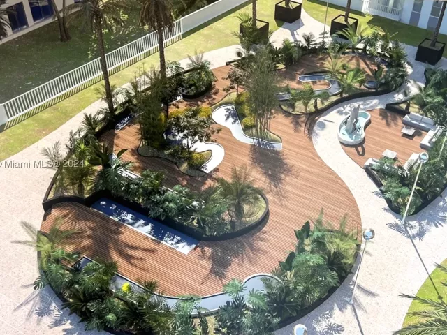 4-bedroom condo for sale in Sunny Isles Beach -  - MondialRealty
