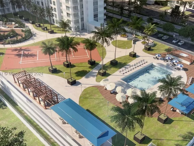 4-bedroom condo for sale in Sunny Isles Beach -  - MondialRealty