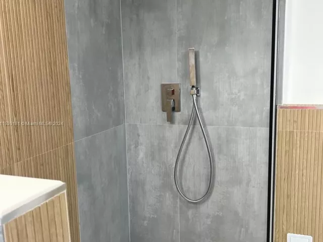 Apartment for sale  Unit # - photo 5542408