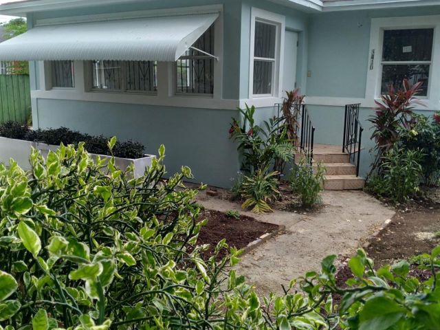 Home for rent at 3410 NW 5th Ave - photo 4920036