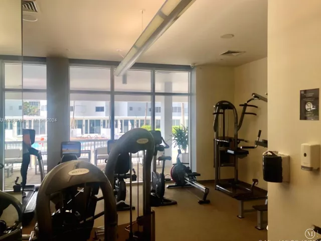 2-bedroom condo for sale in Bal Harbour - 10275 Collins Ave 230 - MondialRealty