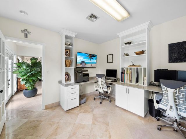 Home for sale at 14530 Pompano Dr - photo 4929943