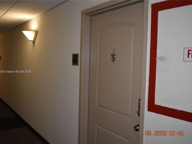 Apartment for sale  Unit #309 - photo 4914745