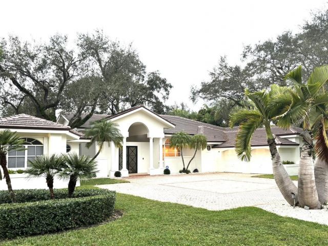 Home for rent at 11130 SW 84th Ct 0 - photo 4918040
