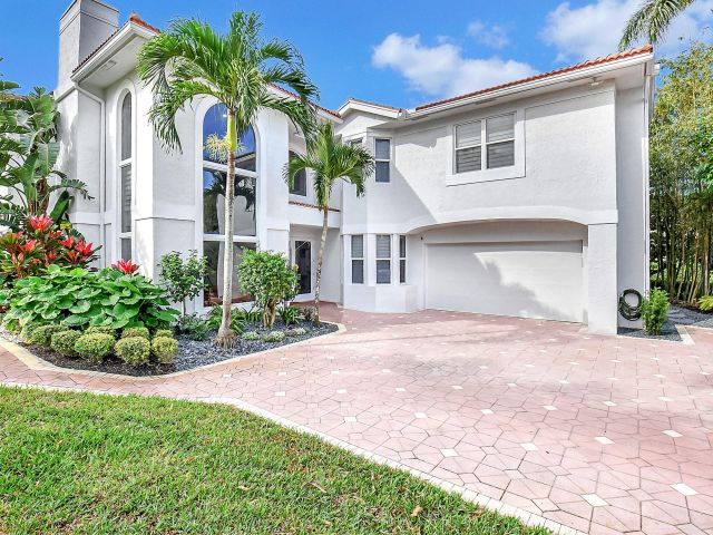 Home for sale at 7783 La Corniche Circle - photo 4926308