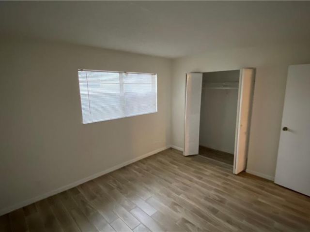 Home for rent at 5269 SW 40th Ave 21 - photo 4928510