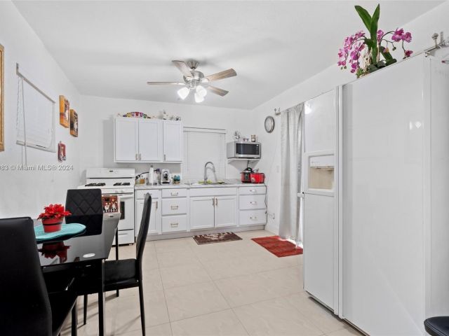 Home for sale at 1820 N 27th Ave - photo 4924647