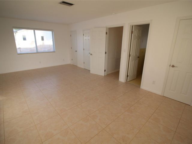 Home for rent at 4454 W Tradewinds Ave - photo 4951612