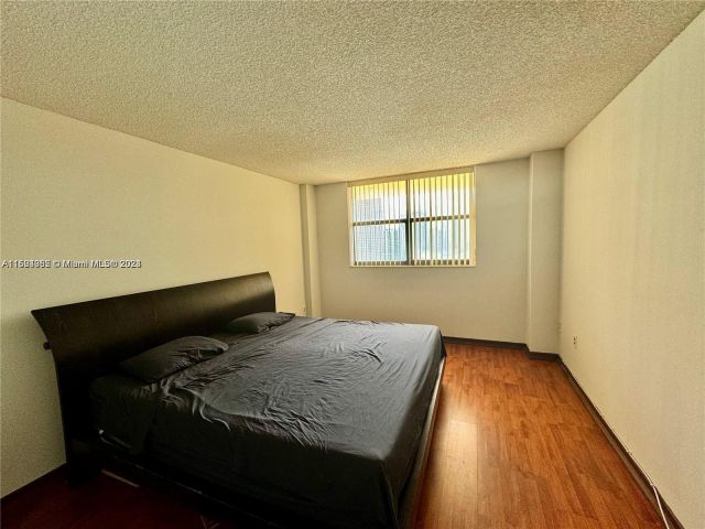 Apartment for rent  Unit #2408 - photo 4935213