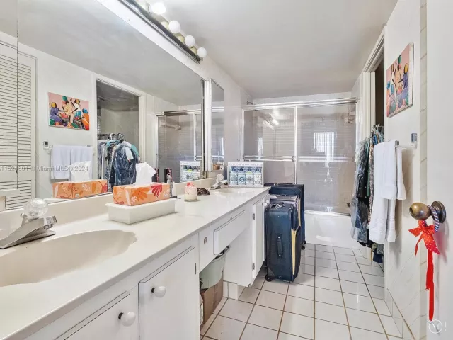 Apartment for sale  Unit #1809 - photo 4964570