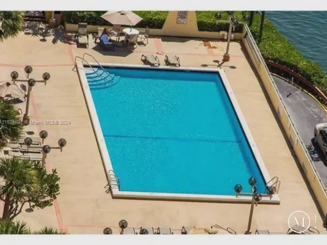 Apartment for sale  Unit #1809 - photo 4939008