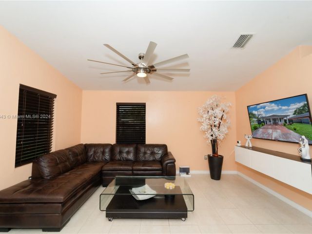 Home for sale at 3050 NW 77th St - photo 5248541