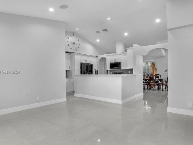 Home for sale at 1030 SW 2nd St - photo 4939224