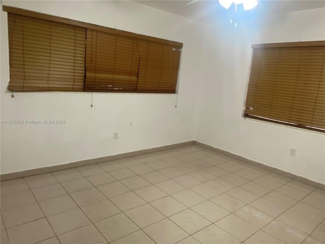 Home for rent at  - photo 5010755