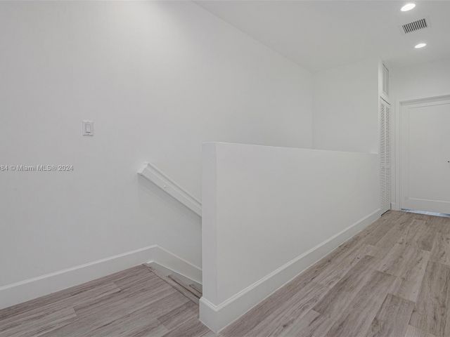 Home for rent at 1321 NW 27th Ave 1321 - photo 4964127