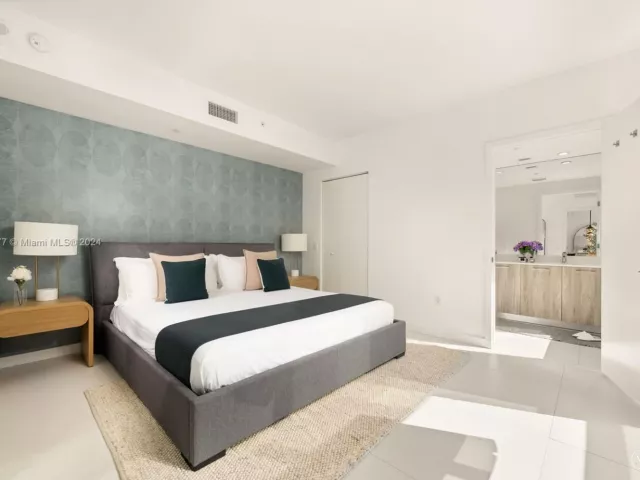 2-bedroom condo for rent in Miami - 501 NE 31st St 2209 - MondialRealty