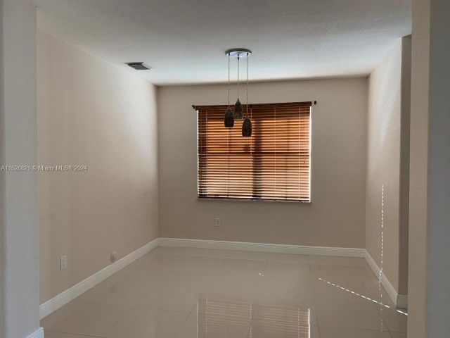 Home for rent at 15555 SW 23rd Ln 0 - photo 4970491