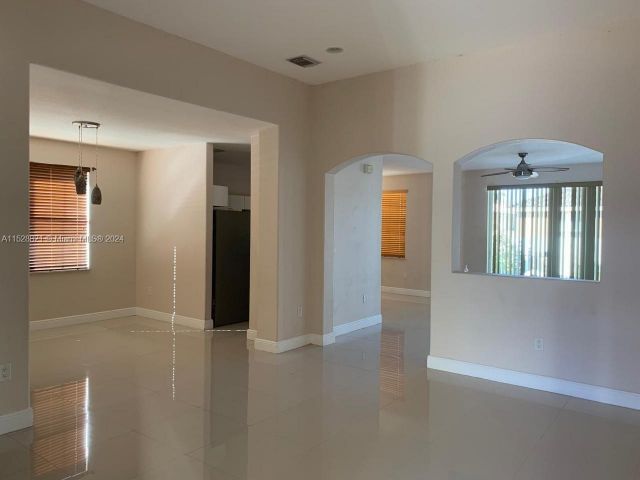 Home for rent at 15555 SW 23rd Ln 0 - photo 4970493