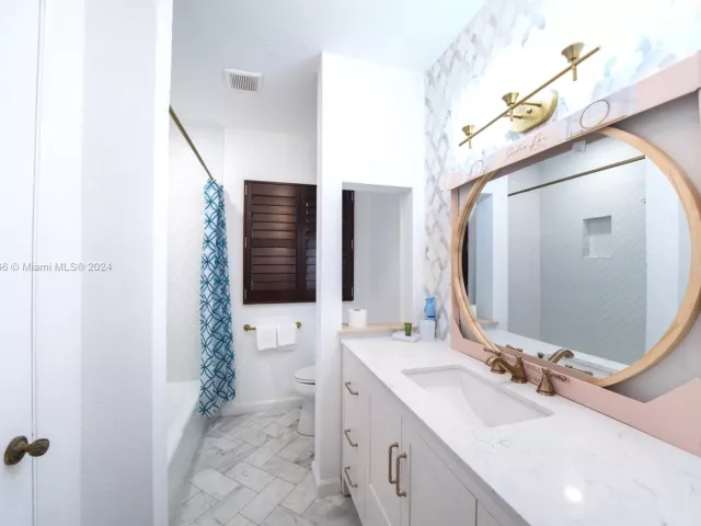 3-bedroom home for rent in Hollywood - 1310 Jackson St 1310 - MondialRealty