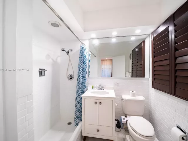 3-bedroom home for rent in Hollywood - 1310 Jackson St 1310 - MondialRealty