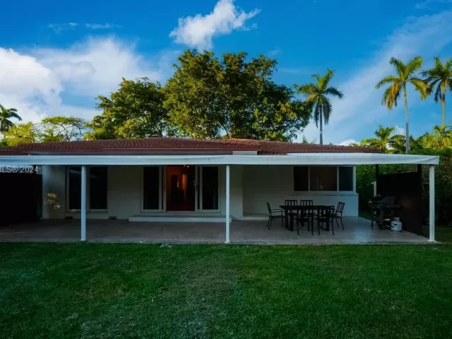 3-bedroom home for rent in Hollywood - 1310 Jackson St 1310 - MondialRealty