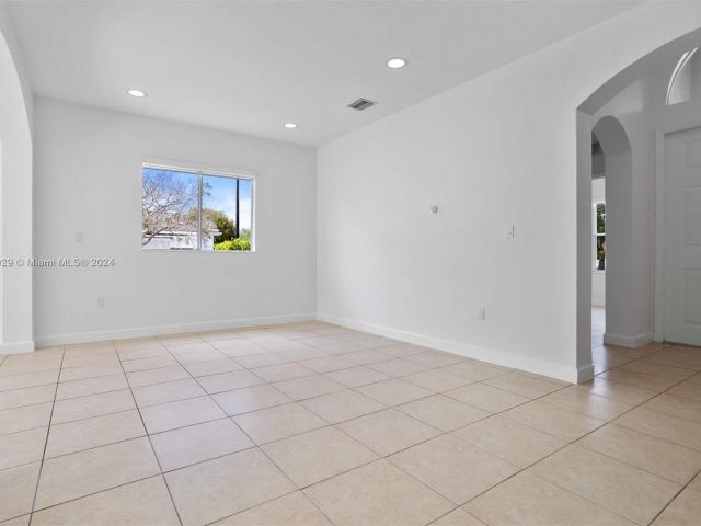 Home for rent at 13520 SW 255th Ter 0 - photo 5190245