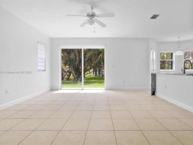 Home for rent at 13520 SW 255th Ter 0 - photo 5190249