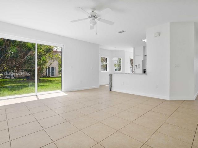 Home for rent at 13520 SW 255th Ter 0 - photo 5190250