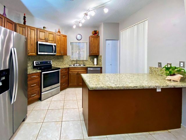 Home for sale at 1988 NW 193rd Ave - photo 4988832