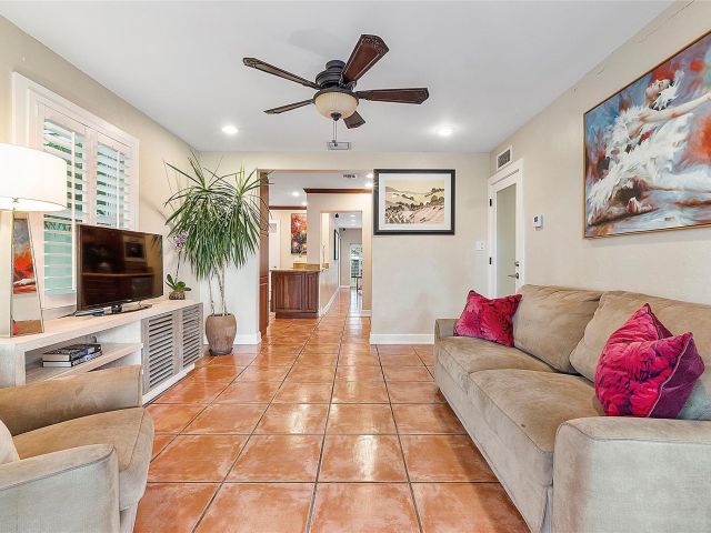 Home for sale at 925 SW 21st St - photo 5024729
