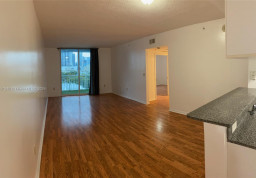 Apartment #803 at 1800 Biscayne Plaza