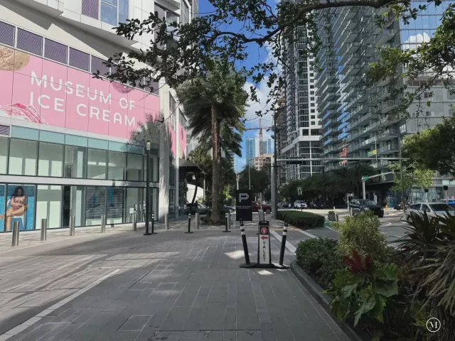 1-bedroom condo for sale in Miami - 851 NE 1st Avenue 2606 - MondialRealty
