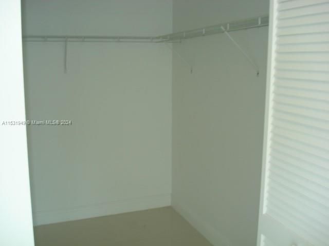 Apartment for rent  Unit #2402 - photo 5348813