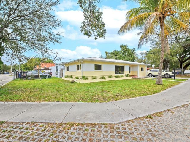 Home for sale at 2481 NW 14th St - photo 4998933