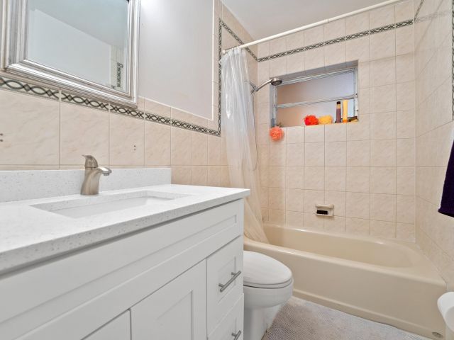 Home for sale at 2198 NE 3rd Avenue - photo 5046287