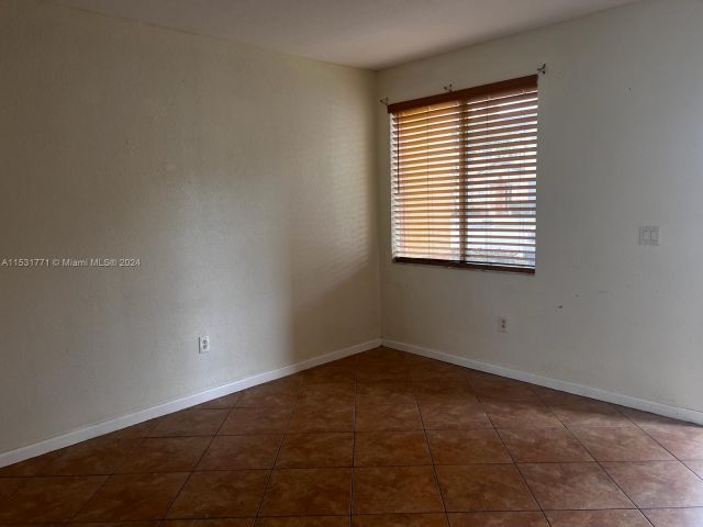 Home for rent at 2612 SE 15th Pl 325 - photo 5003688