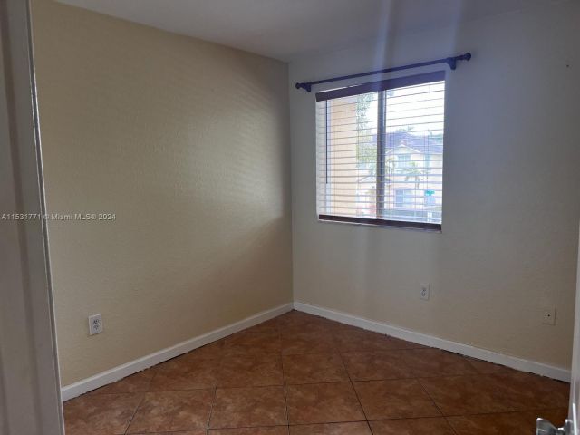 Home for rent at 2612 SE 15th Pl 325 - photo 5003691