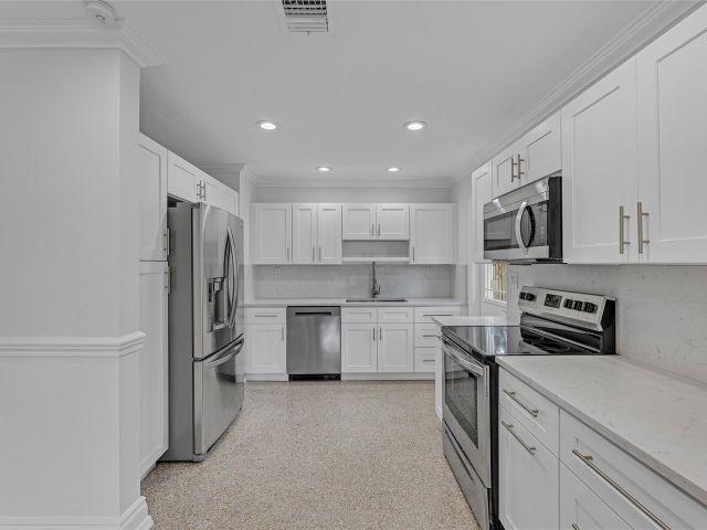 Home for sale at 806 NW 26th St - photo 5023192